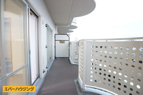 南西向きのバルコニーです。