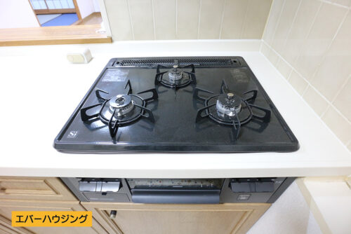 同時調理に便利な３口ガスコンロ！