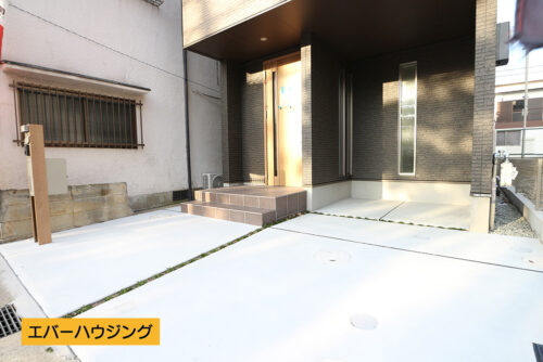 駐車スペース。