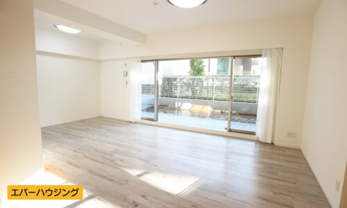 広々17.5帖のリビング。南面が一面窓になっているので採光が取れやすく明るいお部屋です。