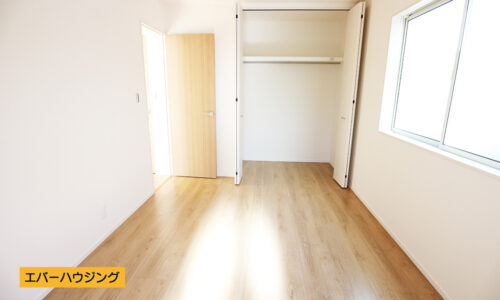 【同仕様写真です】 洋室です。クローゼット収納があります。