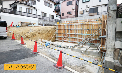 山陽電鉄「大蔵谷」徒歩15分・JR「朝霧」徒歩19分の２WAYアクセス！駐車場並列2台可能です。 現地（2020年1月）撮影