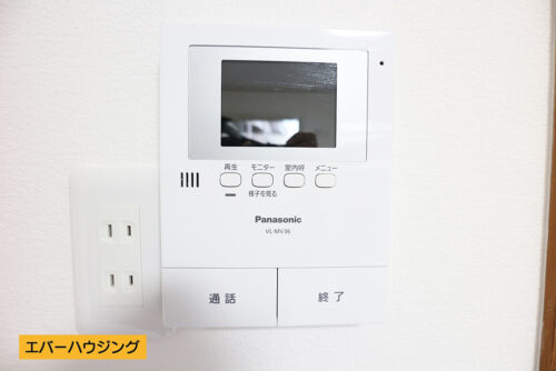 顔が見えて安心のモニターホン