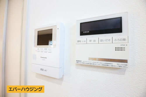 モニターホン付き。来訪者対応に便利です