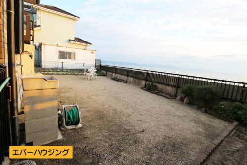 お庭は広々♪バーベキューはもちろん、家庭菜園やガーデニングも楽しめます。