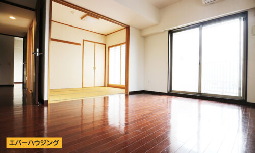 南向きで陽当りも良く、明るいです。