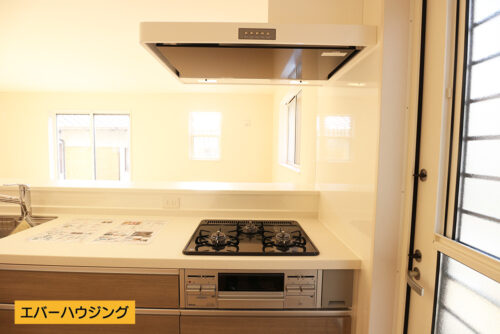 お料理がしやすい3口ガスコンロ（1号棟写真参考）