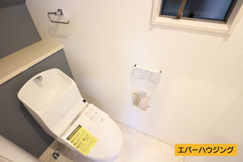 洗浄機能付きのトイレです。