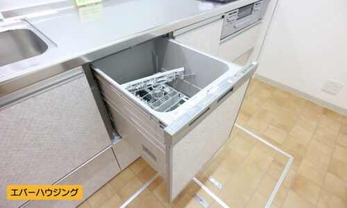 忙しい家事の手助けに♪食器洗い乾燥機付きです。