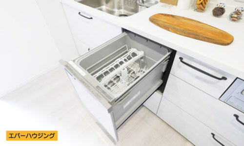 食器洗い乾燥機付きで、家事をラクに♪