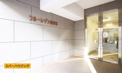 建物入口です。